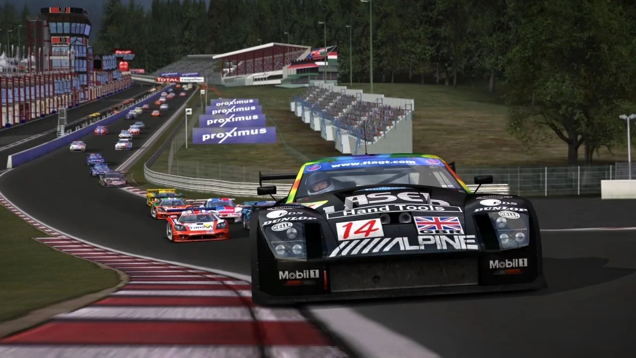 GTR 2 FIA GT Racing Game — 5